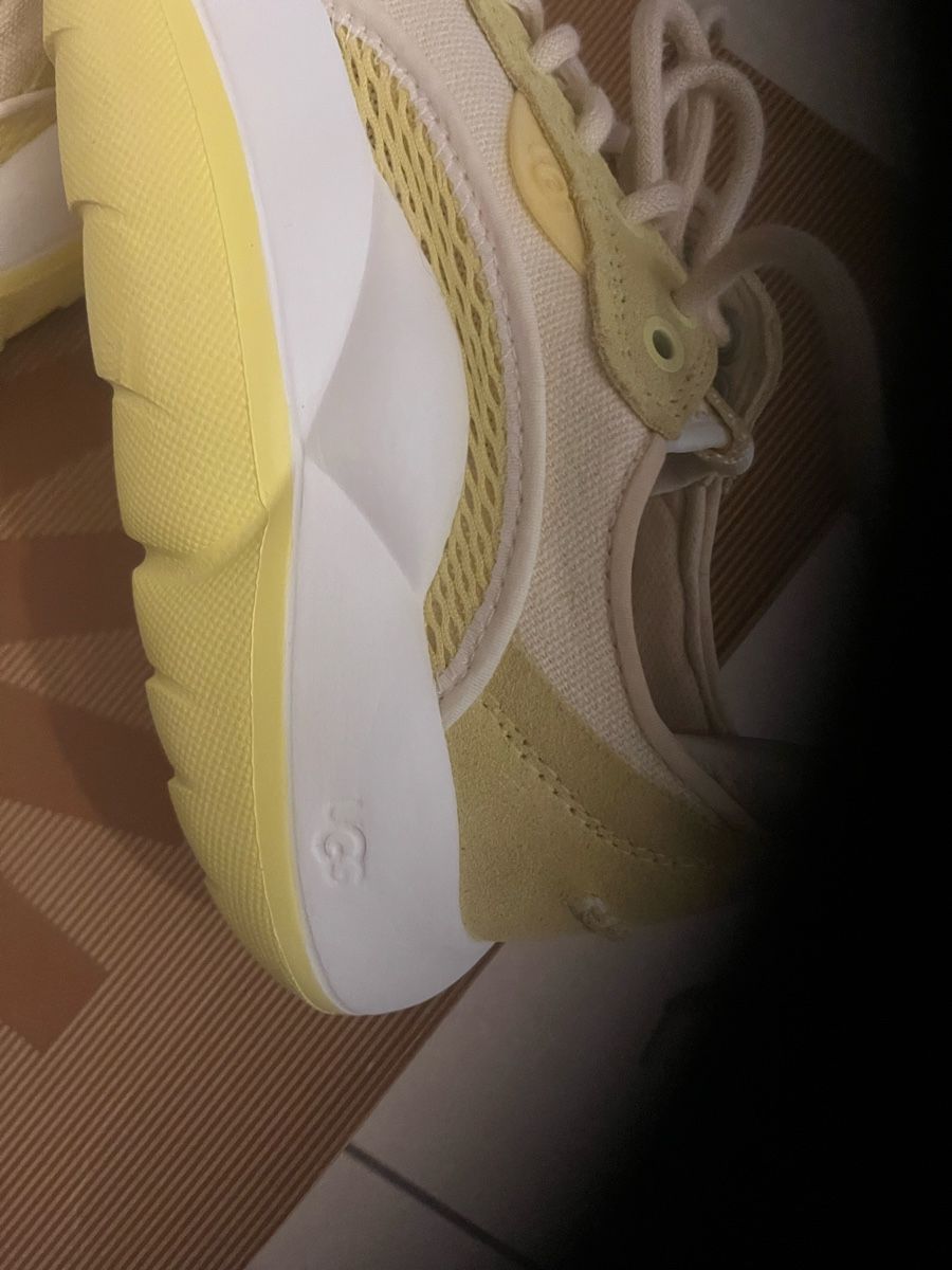 Damenschuhe: chaussures Ugg  – Neu (gemäss Beschreibung) aus Prilly von CHAGALL15