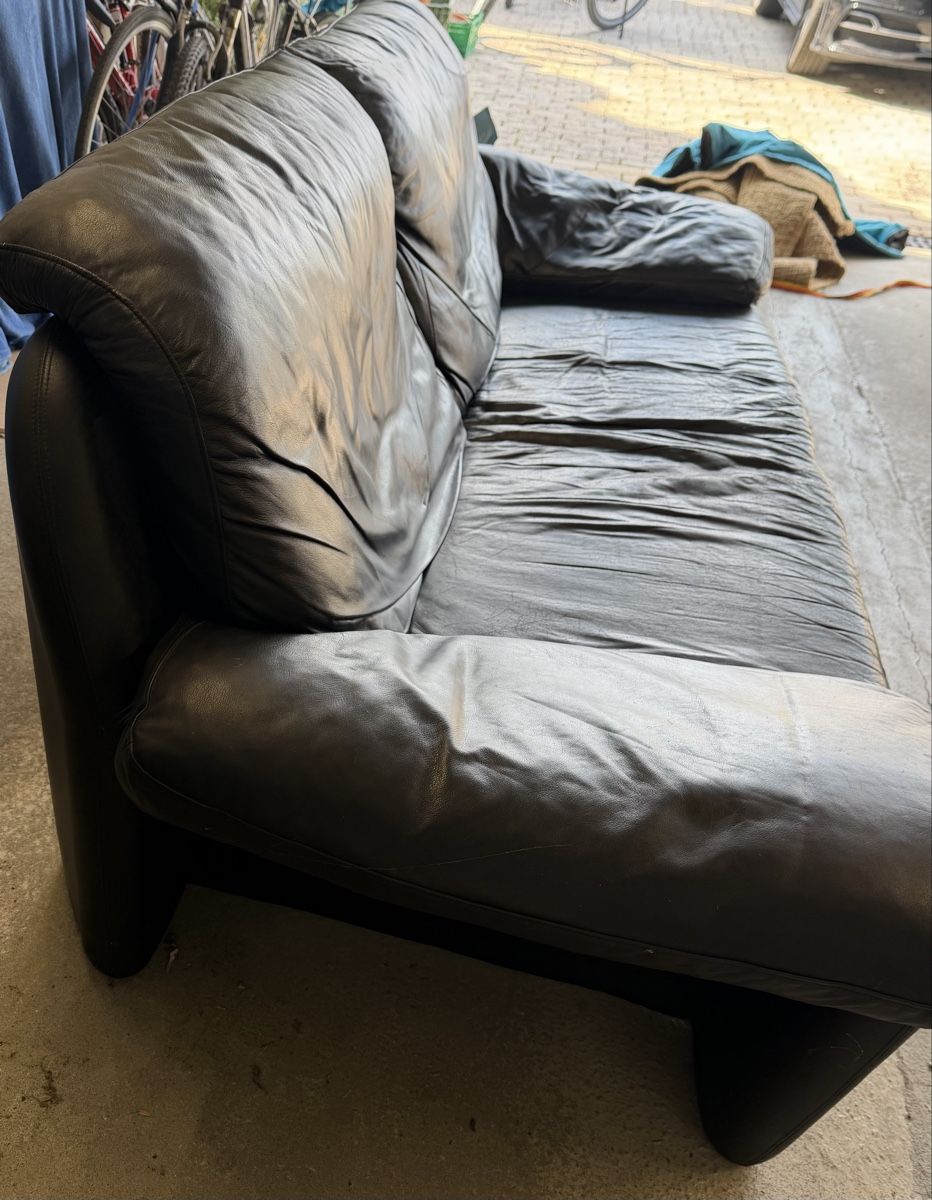 Divani: Ledersofa schwarz 3-Sitzer gebraucht – Usato da Kerzers venduto da skoopz5 1