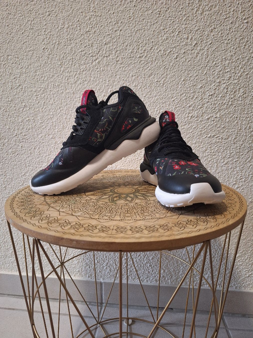 Adidas Scarpe da donna: Adidas Tubular Runner – Usato da Egg b. Zürich venduto da bin_tn7z