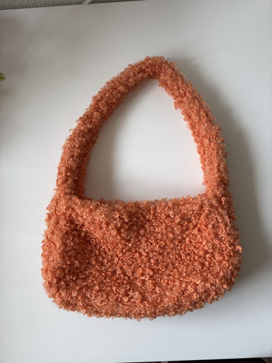 Borse: Raya Ray Shoulder fluffy Bag,  Peach color – Usato da Wallisellen venduto da eli_v7dn