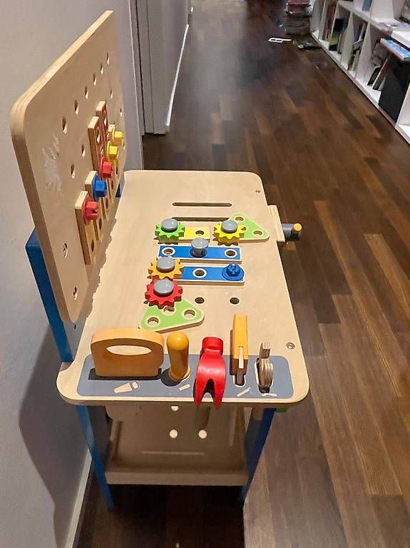 Hape Spielzeuge: Établi enfants – Gebraucht aus Grandvaux von ejay74 3