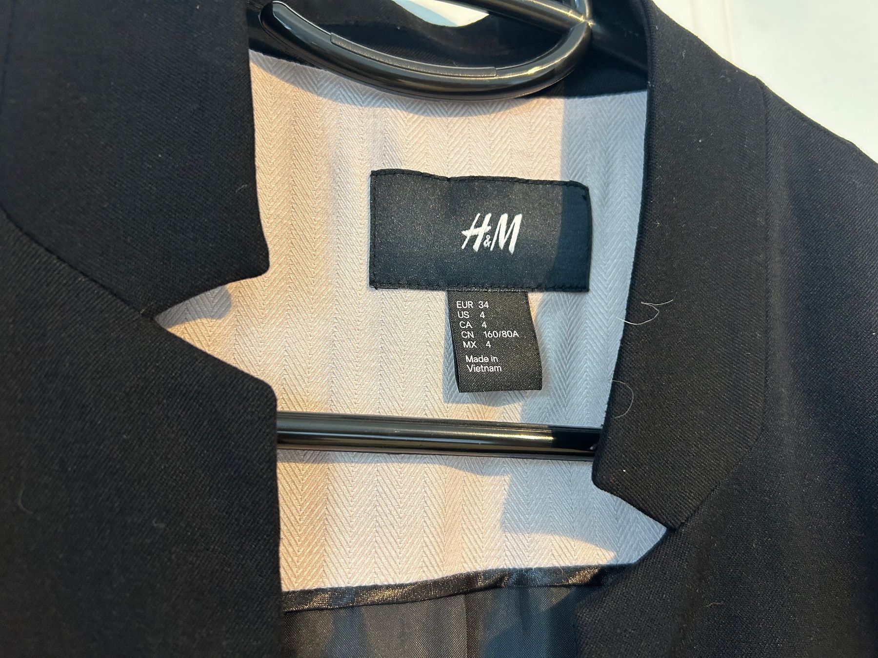 H&M Giacche: Schwarzer H&M Blazer, Grösse 34 – Usato da Zürich venduto da la_222 2