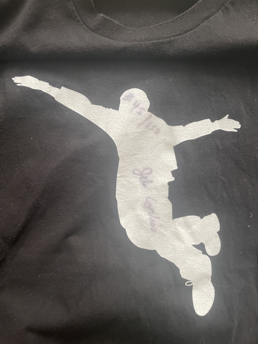 T-shirt: Jeb Corliss signiertes Shirt – Usato da Susch venduto da Ascaso 2