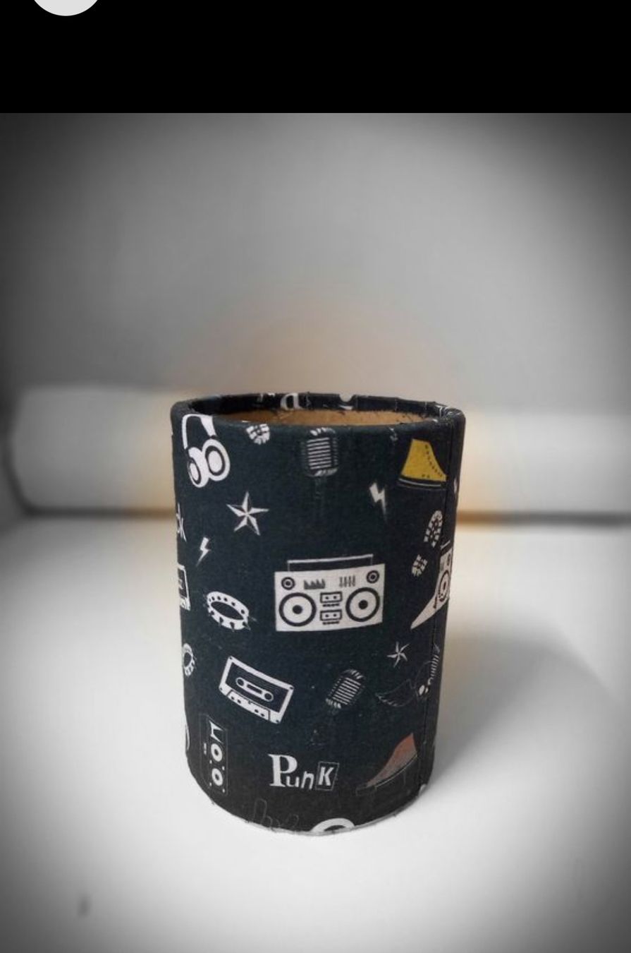 Matite, matite colorate & gessi: Becher Stifte Rock Punk, limited edition – Nuovo (secondo la descrizione) da Domat-ems venduto da Gr8wood 1