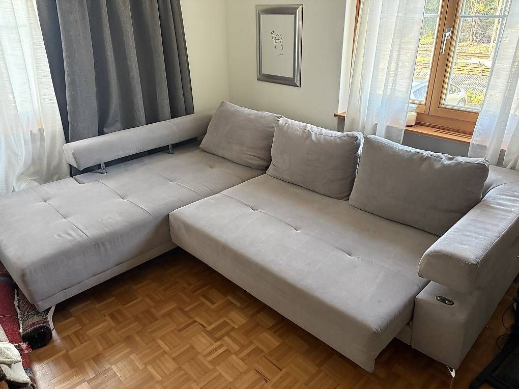 Divani: Bettsofa elektrisch L-förmig – Usato da Uerikon venduto da ghurbaghe 1