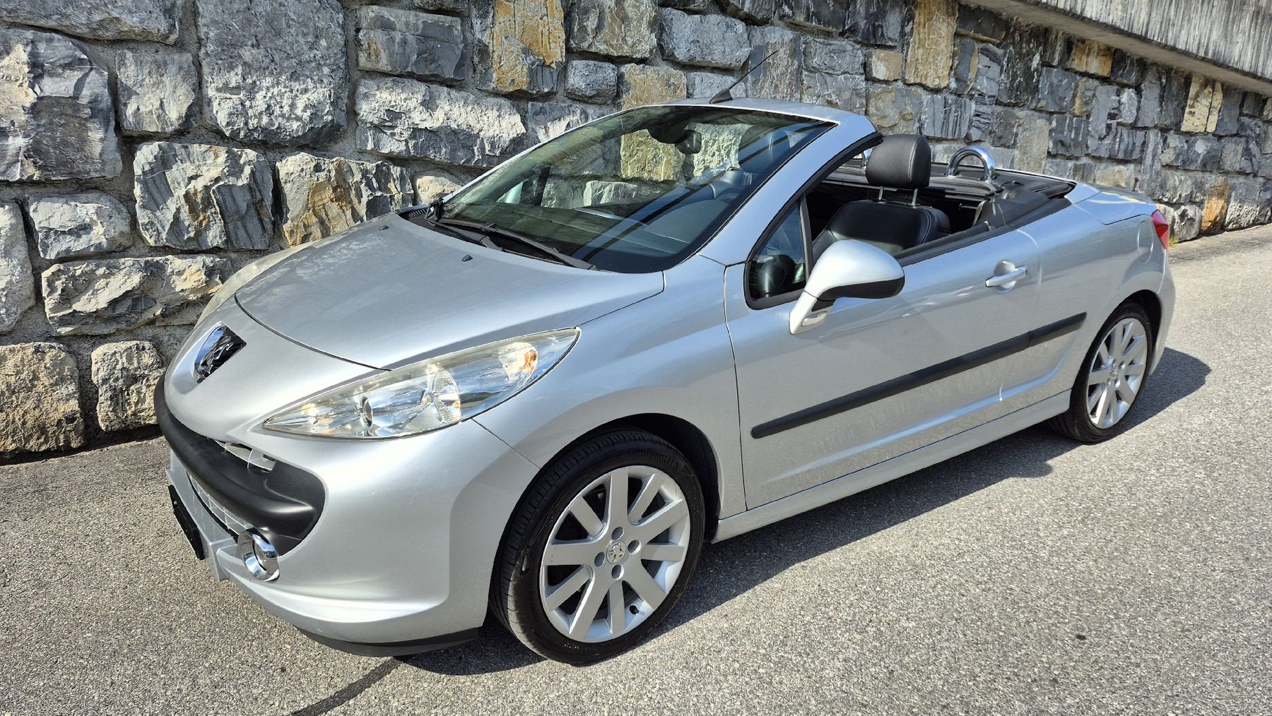 Peugeot Automobili: Peugeot 207 CC MFK 12.2025 – Usato da Brienzwiler venduto da Leon-258
