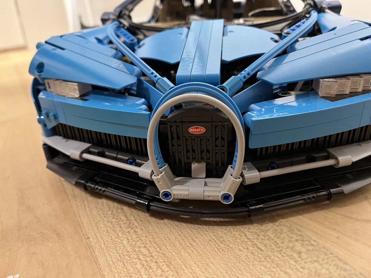 Lego Kit di costruzioni: Lego Technic Bugatti Chiron 42083 – Usato da Steinhausen venduto da yzos 2