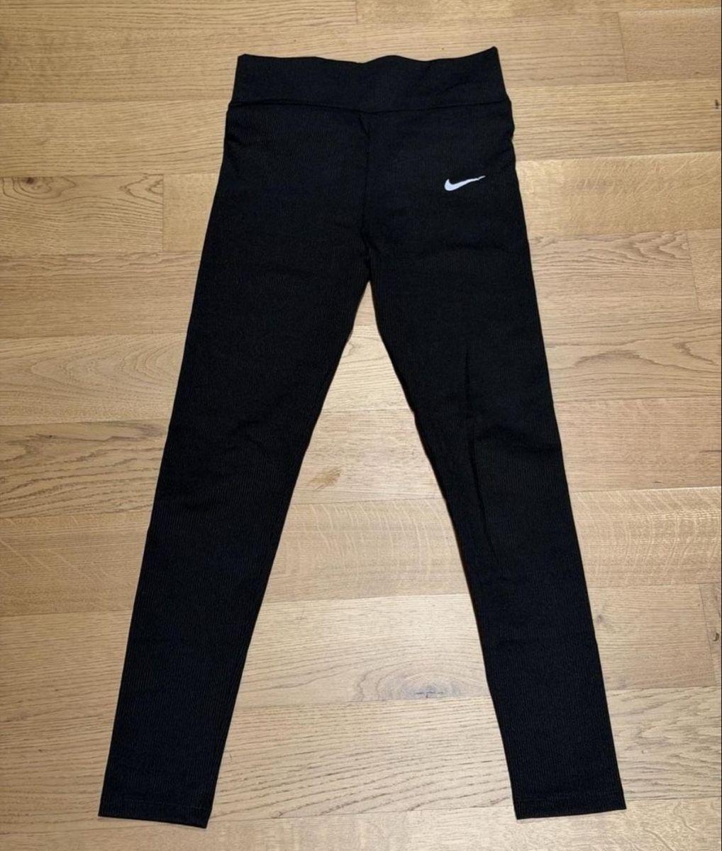 Nike Leggings: Nike Dry Fit Leggings – Usato da Kriens venduto da tiy_wxz5