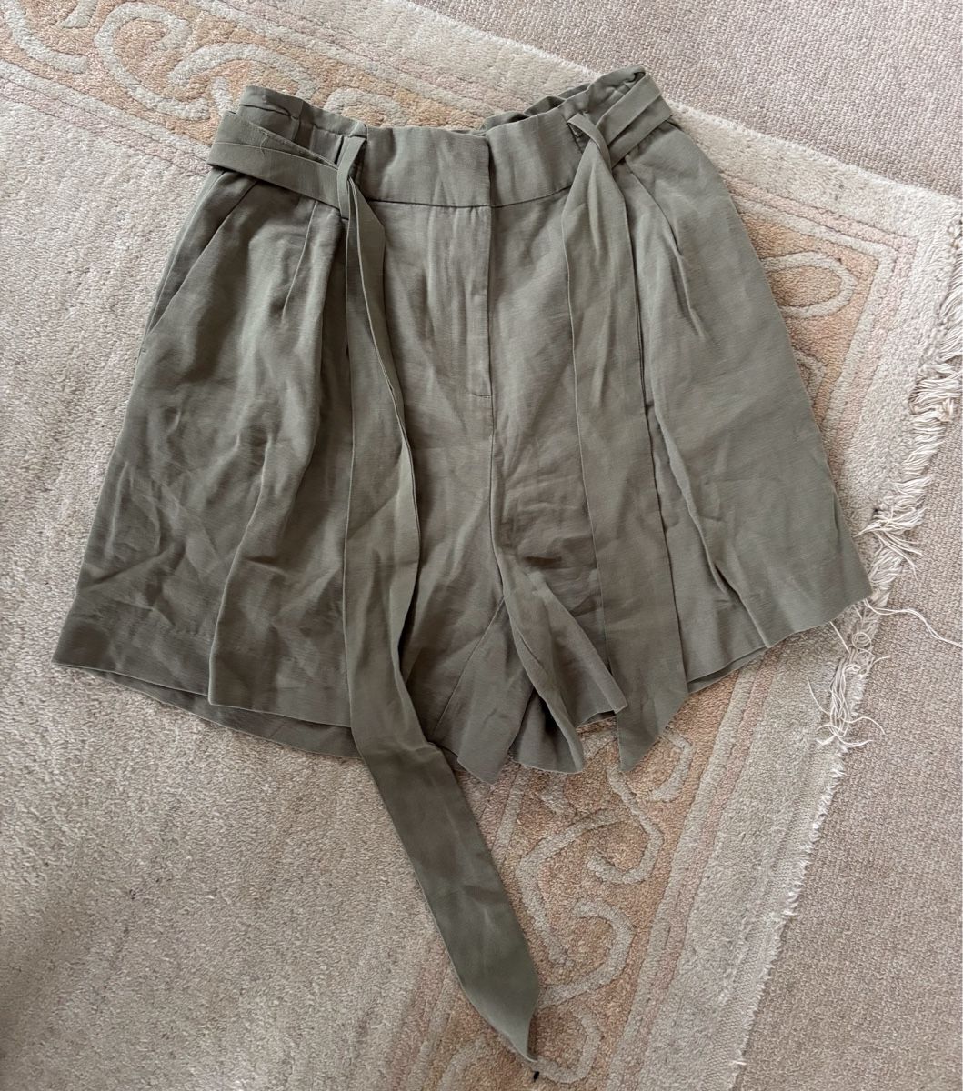 Pantaloni: kurze Stoffhosen – Usato da Eggersriet venduto da car_w5cl