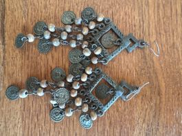 Modeschmuck (Hänckel für ins Ohr ist aus silber)