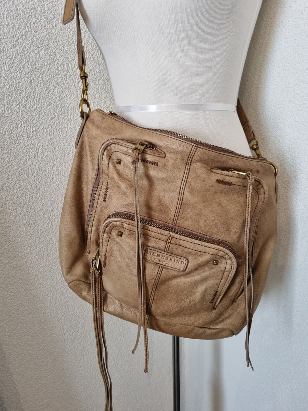 Liebeskind Taschen für Damen: LIEBESKIND Tasche Leder – Gebraucht aus Wolfwil von s.ara_c