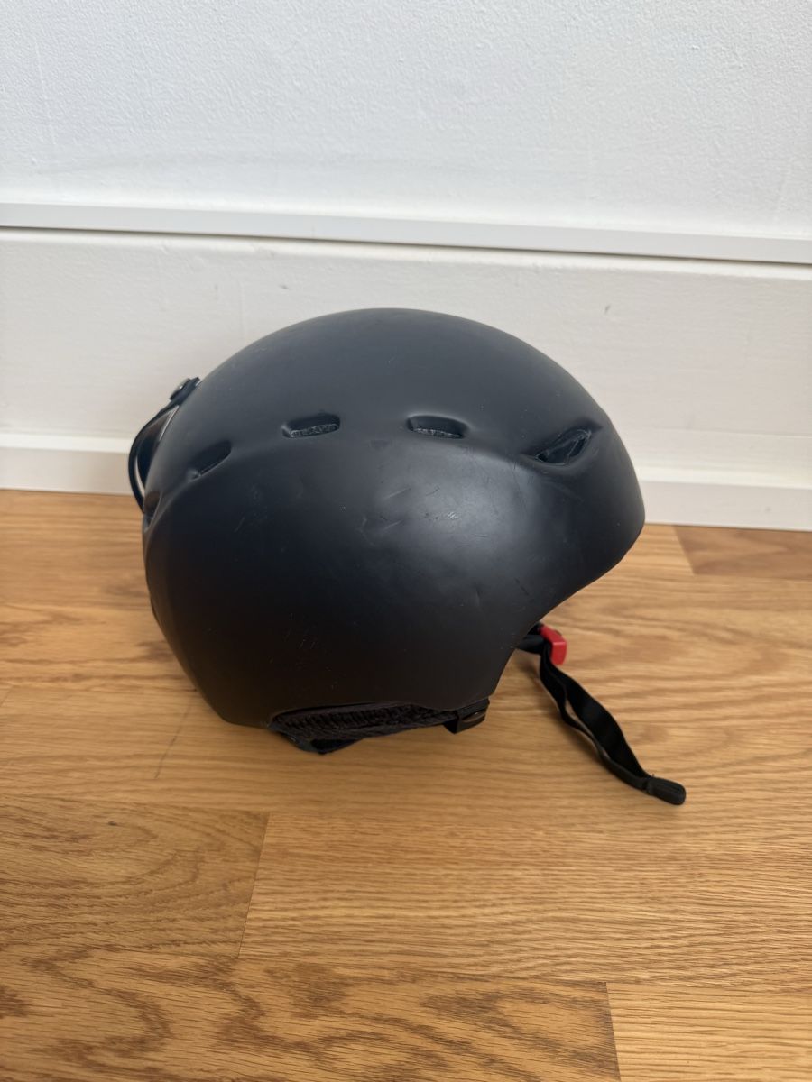 Helme: Skihelm Sinner schwarz Grösse M – Gebraucht aus Zürich von Jessica_6666 1