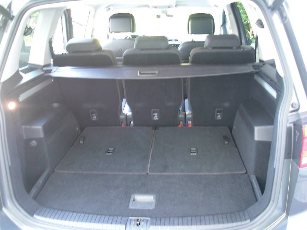 Automobili: VW Touran 1.5 TSI R-Line – Usato da Romont venduto da maximus80 6