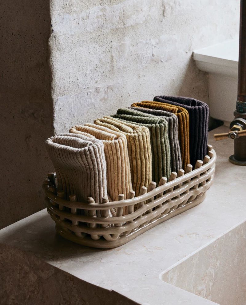 Ferm living Sonstiges für Haushalt & Wohnen: FERM LIVING CLASSIC Ceramic Basket - Oval – Gebraucht aus Zürich von pre_vy7t 1