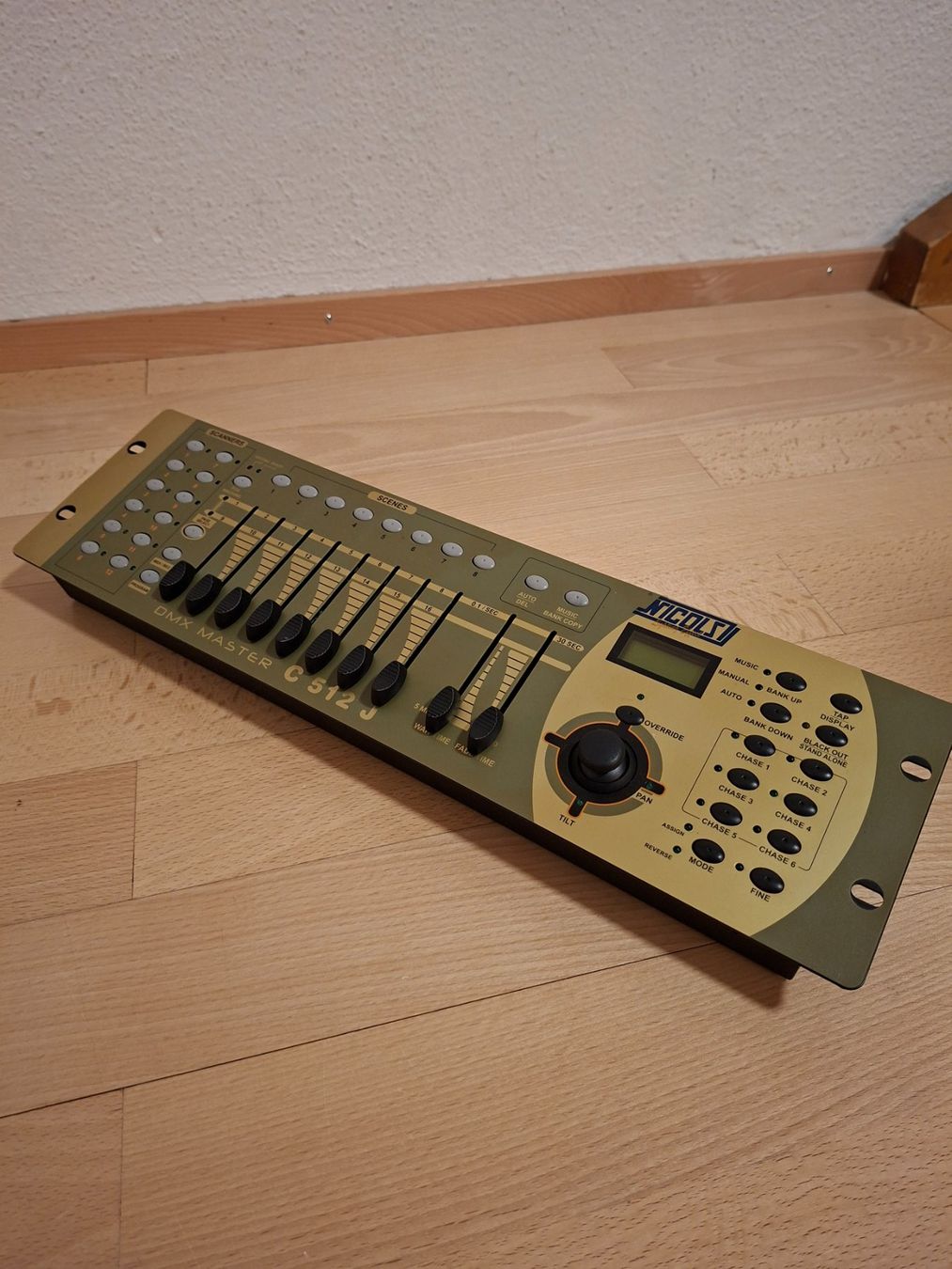 Sistema di controllo: DMX-Controller C512J – Usato da Stans venduto da Zibi81 2