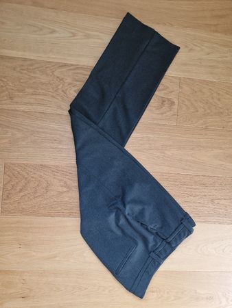 Elegante Damen Stoffhose Grösse 38, Marke fransa
