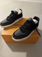 Louis Vuitton Trainer Sneaker Schwarz Monogram – Grösse 42