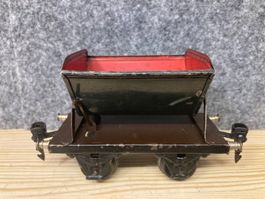 Märklin Spur 0 Kippwagen, Lorenwagen rot blau
