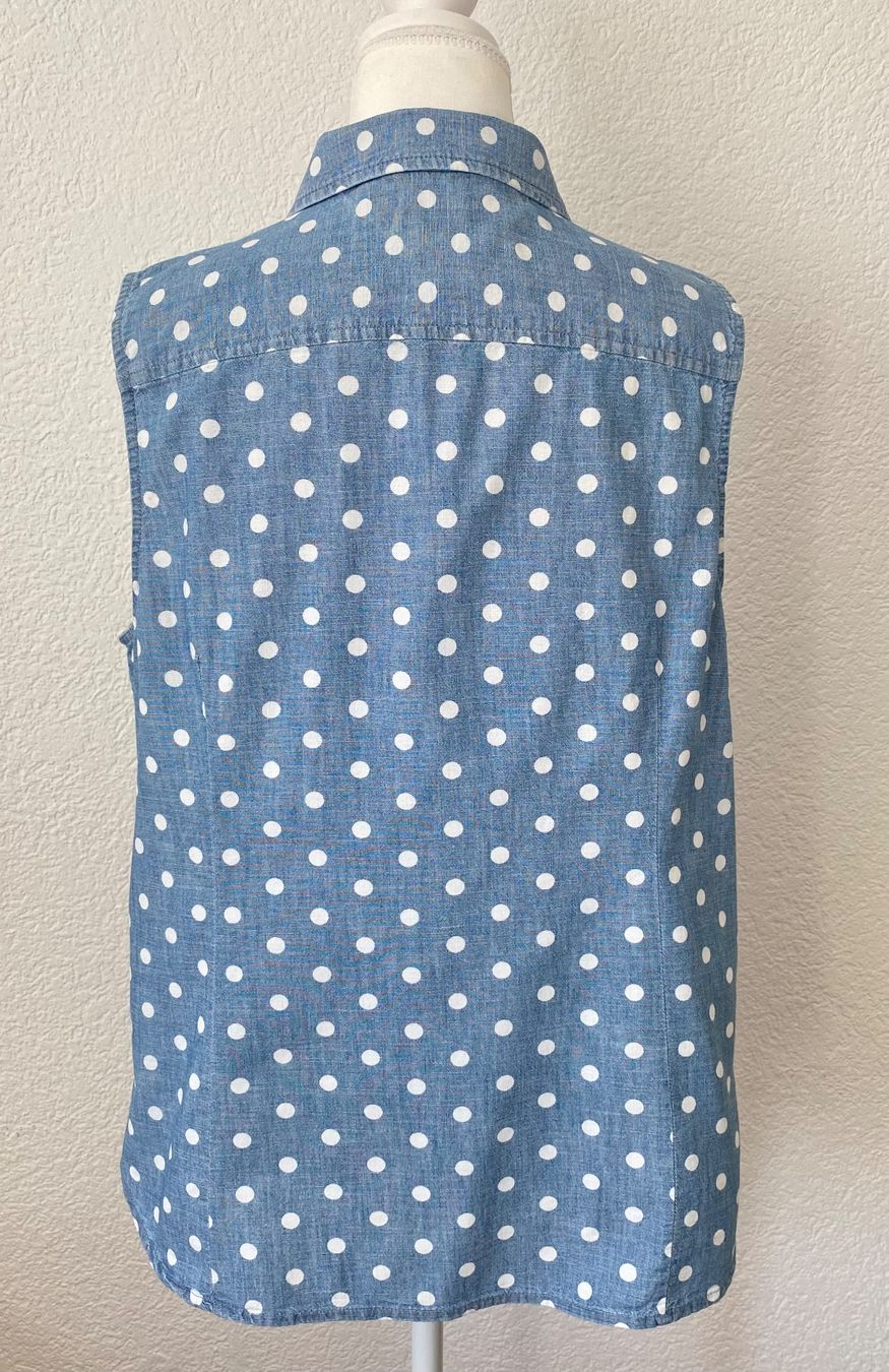 Tommy Hilfiger Tops: Tommy Hilfiger Ärmellose Bluse Grösse L – D'occasion à Oberwil BL par Leni-Mischi 1