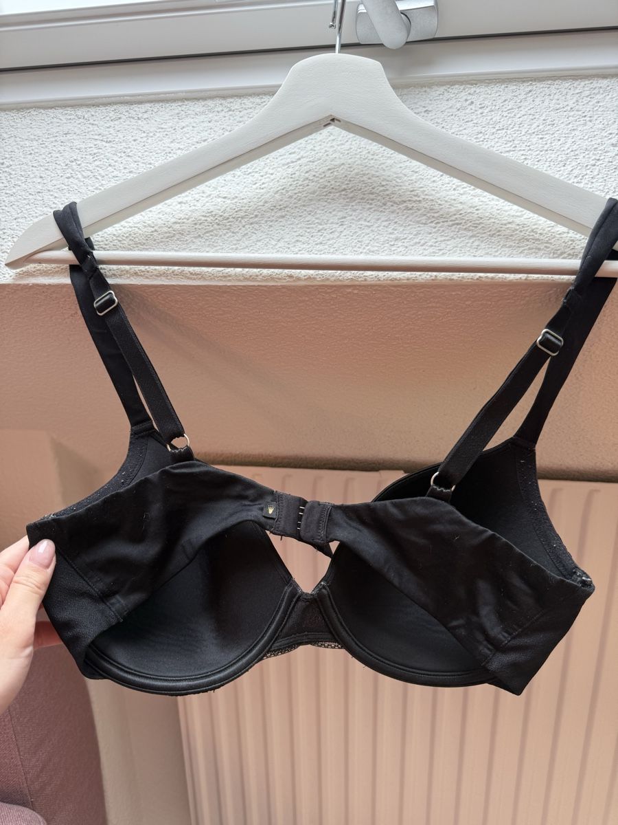 Triumph Altra biancheria intima: Triumph BH, schwarz, Grösse 75D – Usato da Zürich venduto da tina_lea 3