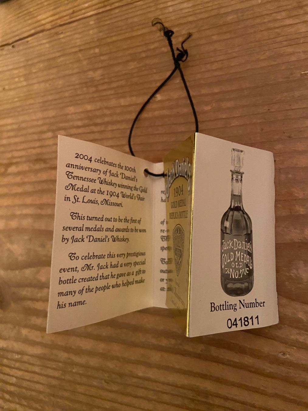Jack Daniels Bevande alcoliche: Jack Daniel's Centennial 1904 Goldmedaille Replika Flasche – Nuovo e nell'imballaggio originale da Wilderswil venduto da leh_9hxp 4