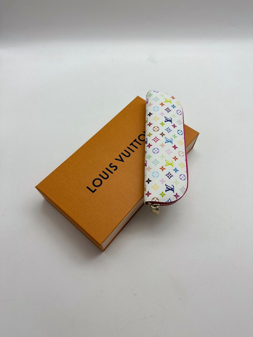 Louis Vuitton Portamonete: Louis Vuitton x TM case – Nuovo e nell'imballaggio originale da Lugano venduto da juledo