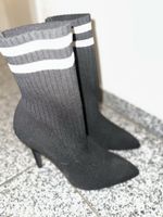 Schwarze Sock-Boots mit Absatz Gr. 38