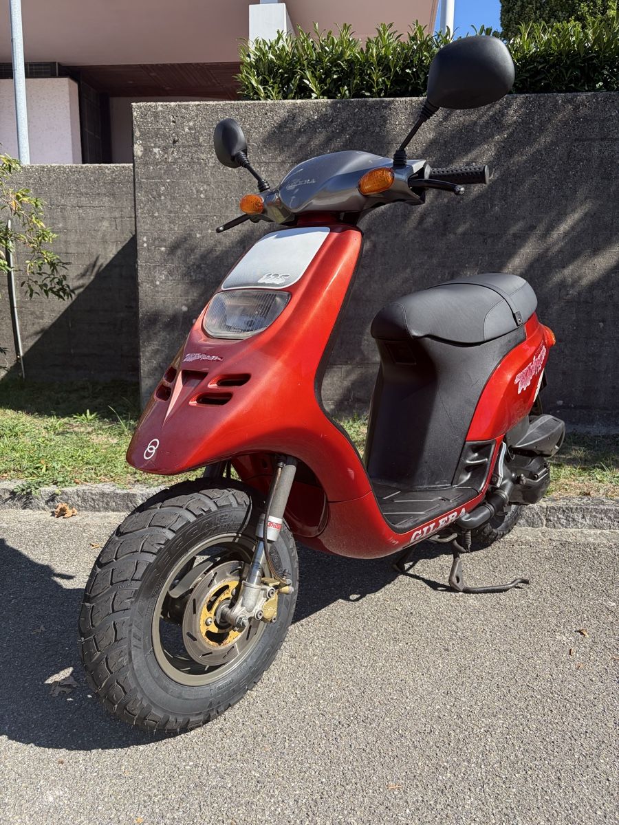 Gilera Scooter: Gilera Typhoon 125 – Usato da Däniken SO venduto da km87 2