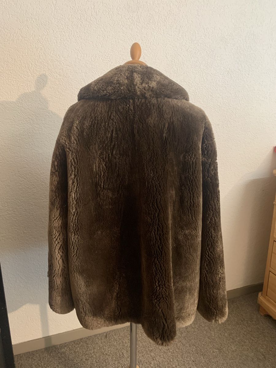 Cappotti: Fellmantel - Grösse L/XL – Usato da Basel venduto da ari_xy65 1