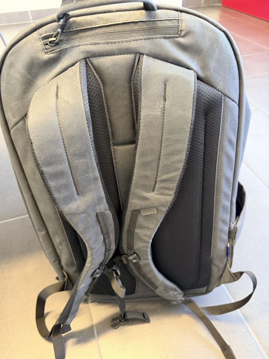 Zaini: Sac à dos Thule Aion noir – Usato da Aigle venduto da GlobalTrading 7
