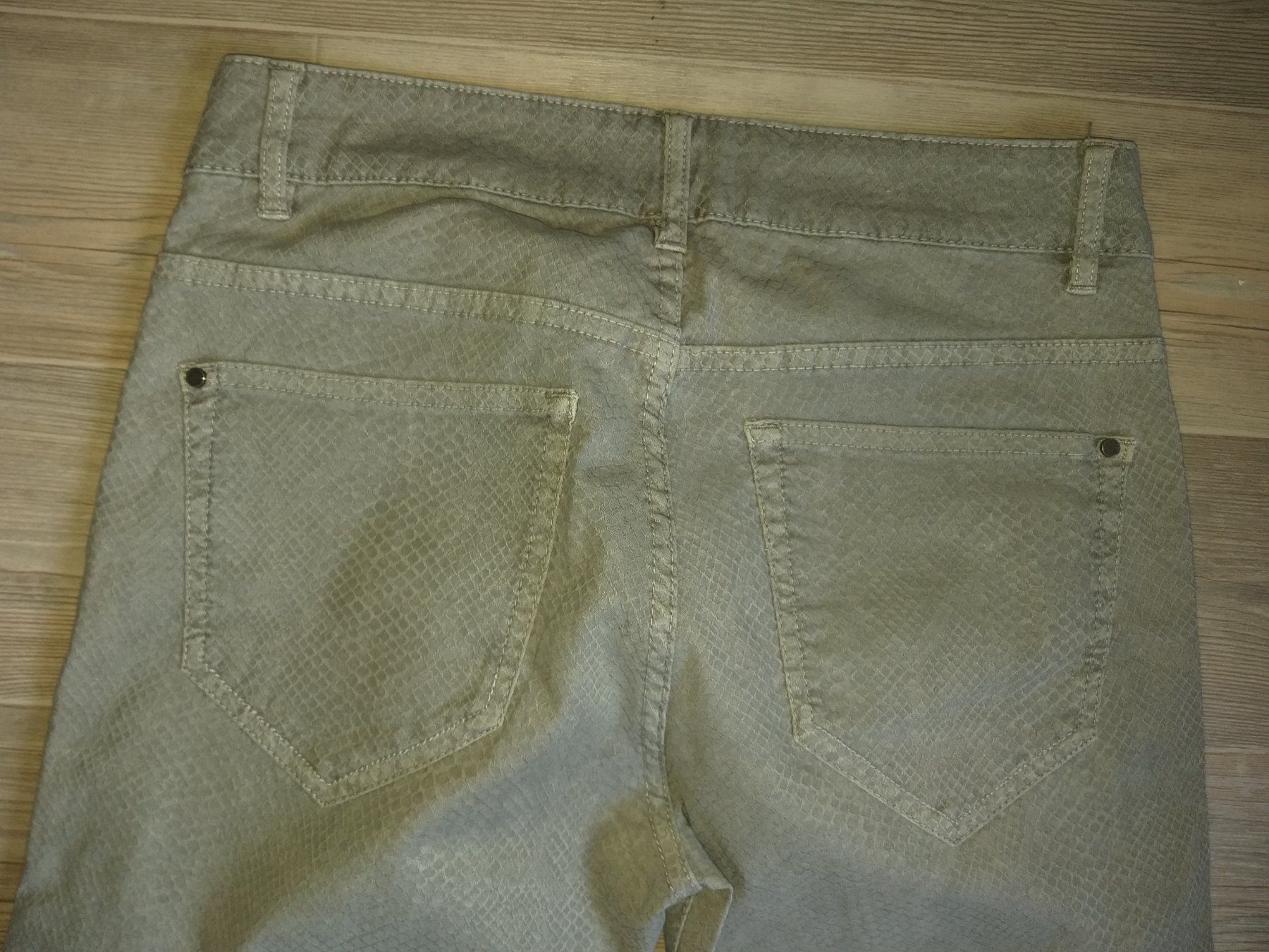 Esprit Pantaloni: Pantalon ESPRIT /  Hose ESPRIT  Taille / Grosse 34 CH – Usato da Cossonay-ville venduto da Super-Price-Quality 4