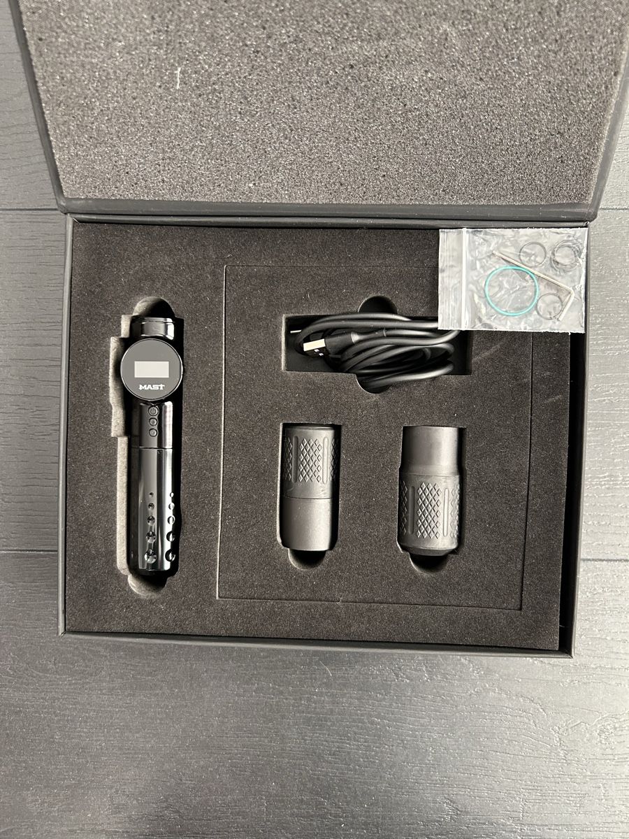 Tutte le macchine: Tattoomaschine + Utensilien – Usato da Zuerich venduto da simonasp20 2
