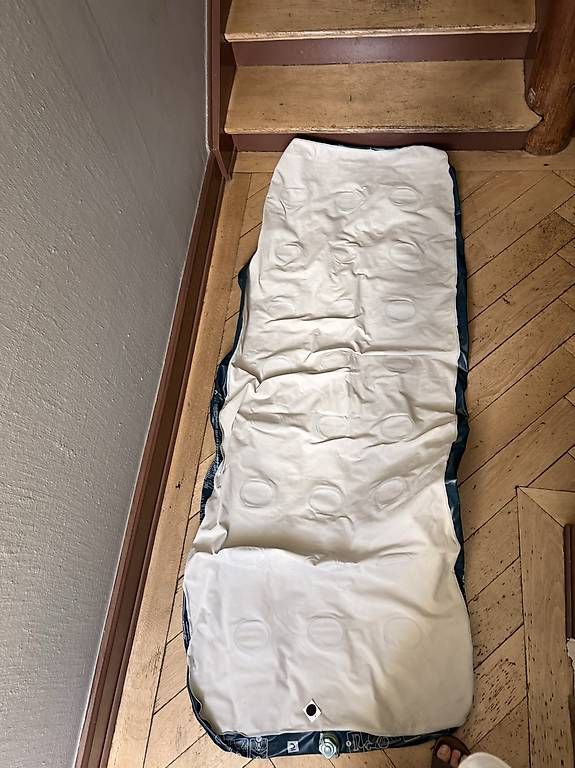 Matelas: Luftmatratze  – Neuf avec emballage d'origine à Basel par mur_867l