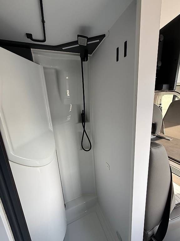 Camping Fahrzeuge: Adria Twin Sports 600 SPB  – Gebraucht aus Langenthal von Reisemobil01 6