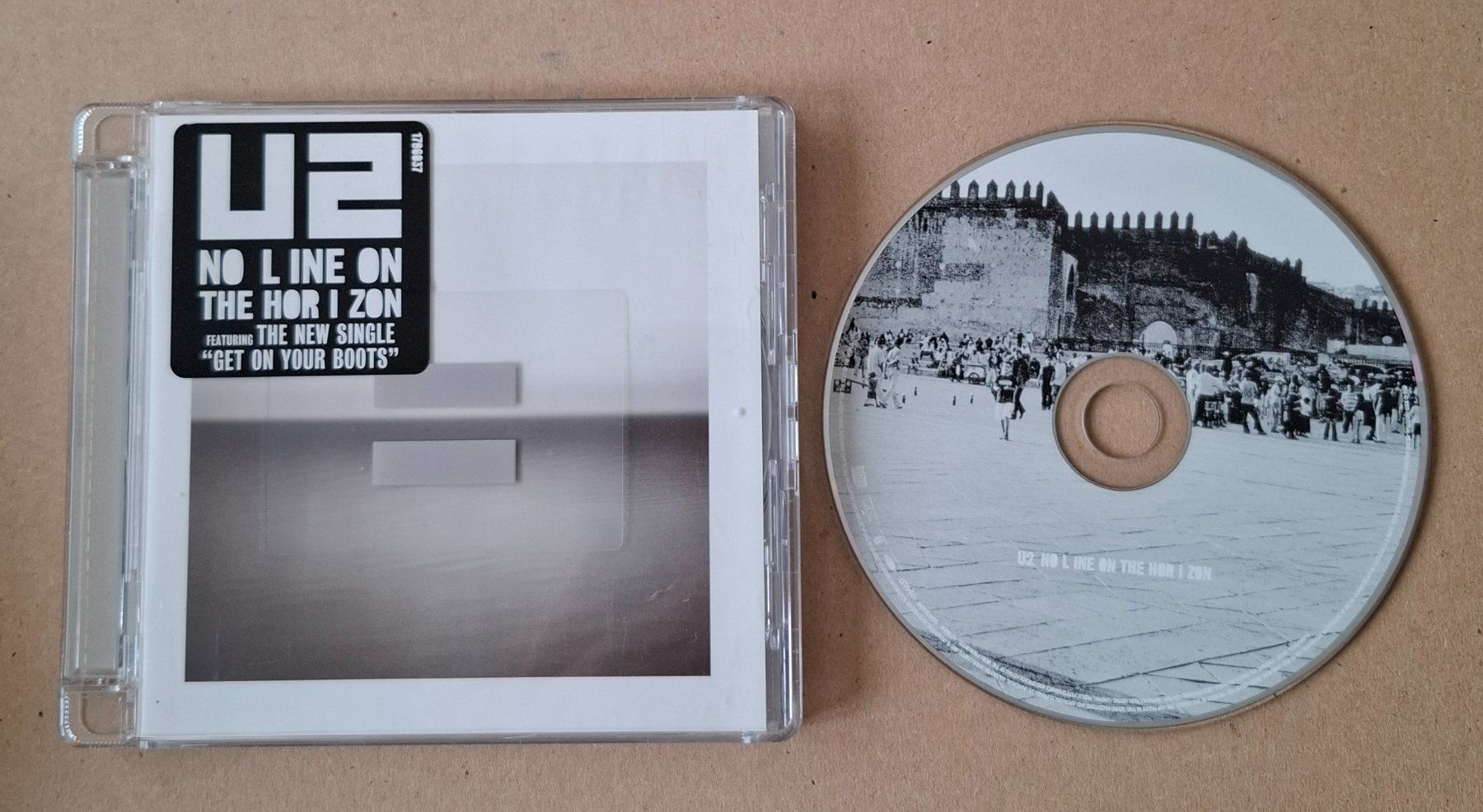 CDs: CD: U2 - No Line on the Horizon - 2009 – Gebraucht aus Wil SG von Clanx
