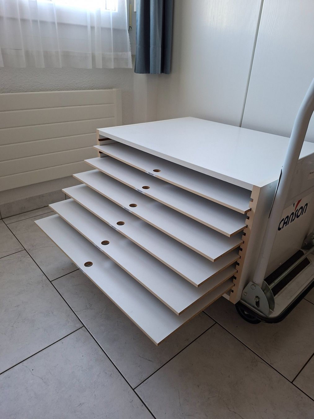 Étagères: Papierregal von Canson – D'occasion à Pfaffnau par Covial