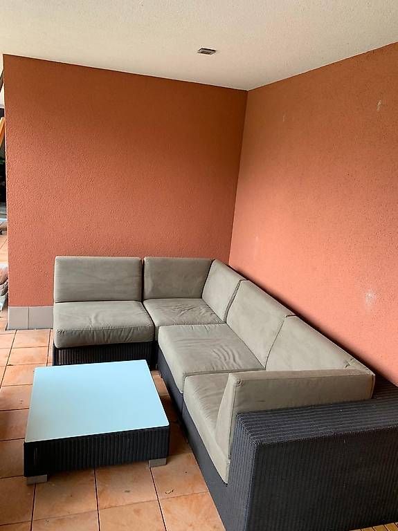 Divani: 4 seater Garten sofa with tisch – Usato da Binningen venduto da ferschdenix