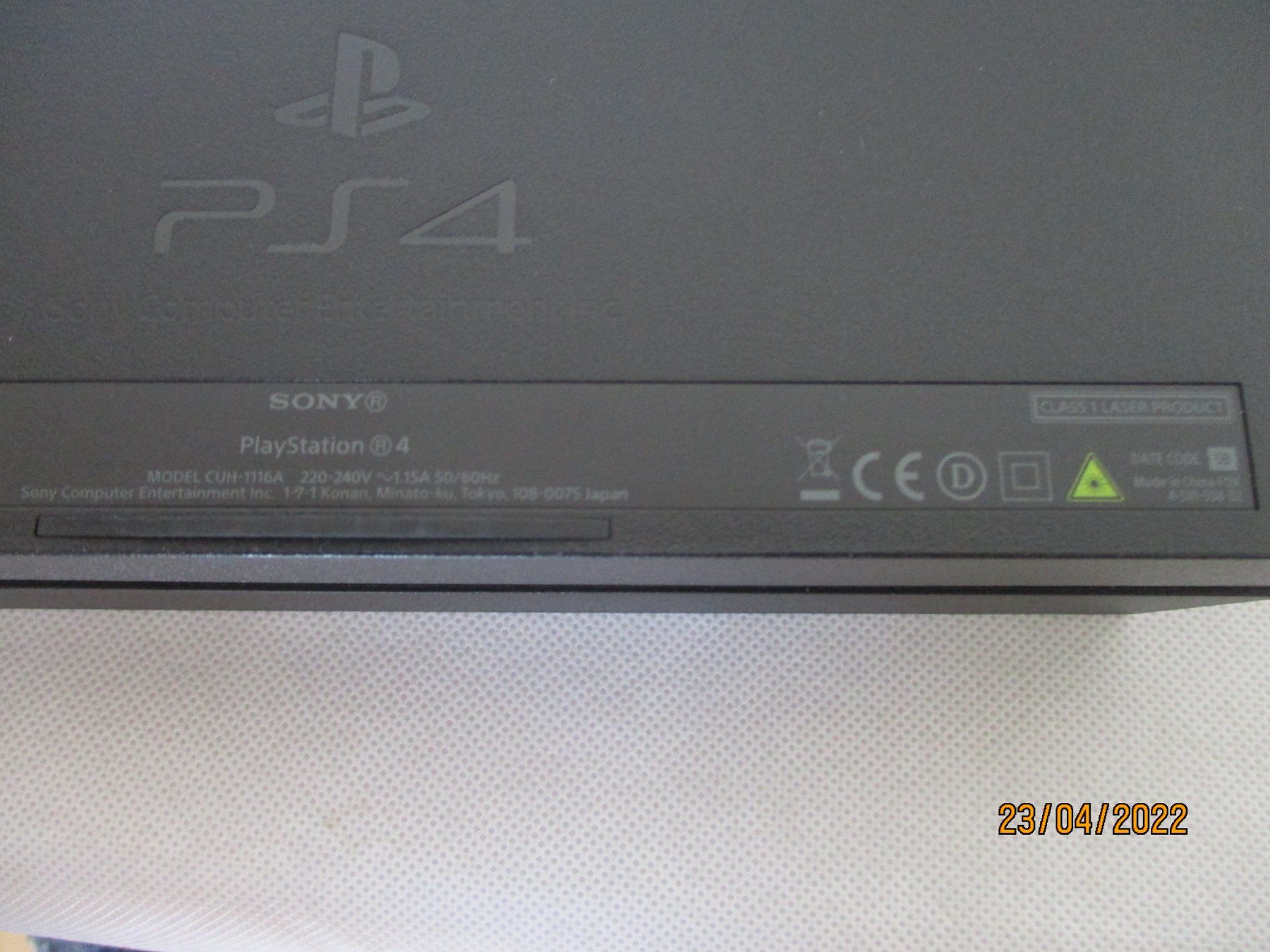 Sony Console: PS4 Konsole mit Zubehör – Usato da Liestal venduto da Disc-Point 6
