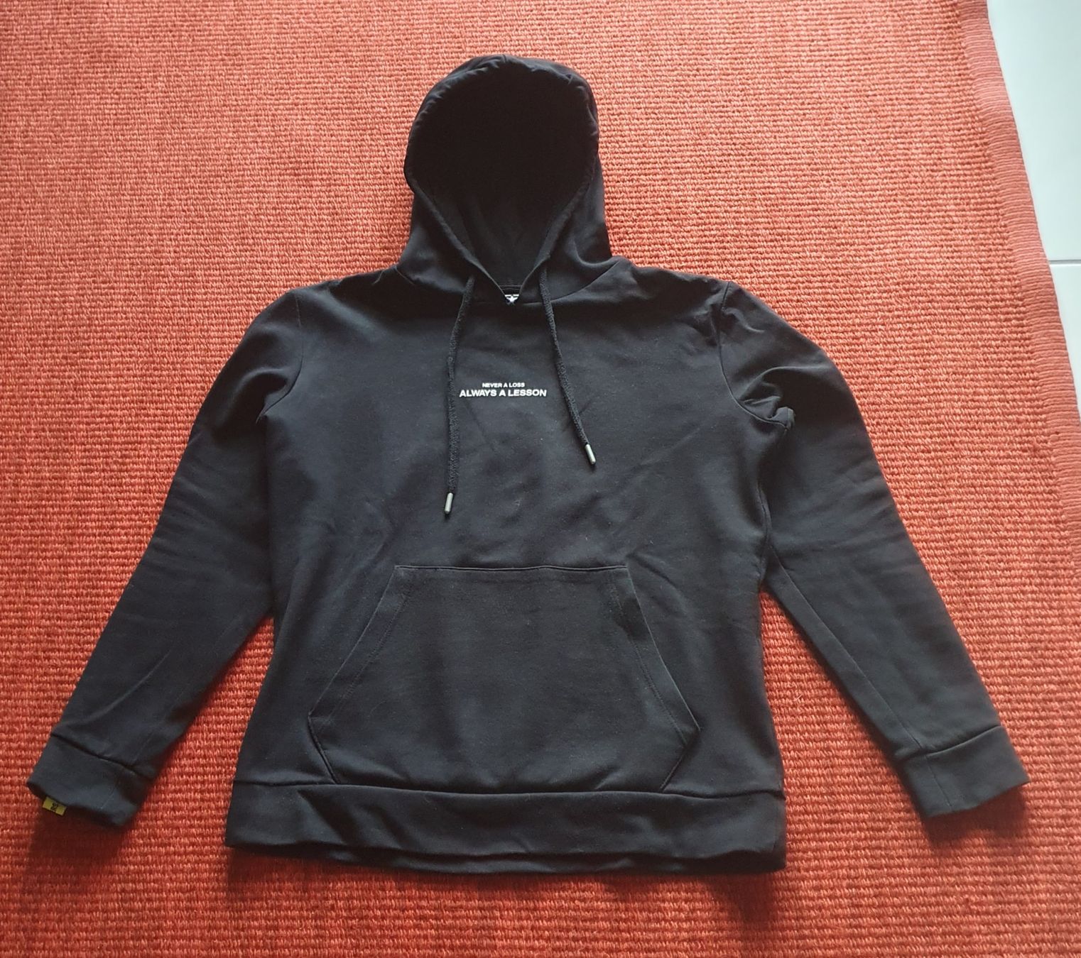 Maglioni & Felpe: Hoodie Kapuzenpullover Schwarz "Never a Loss-Always a Lesson – Nuovo (secondo la descrizione) da Wilen b. Wollerau venduto da Dude_gg
