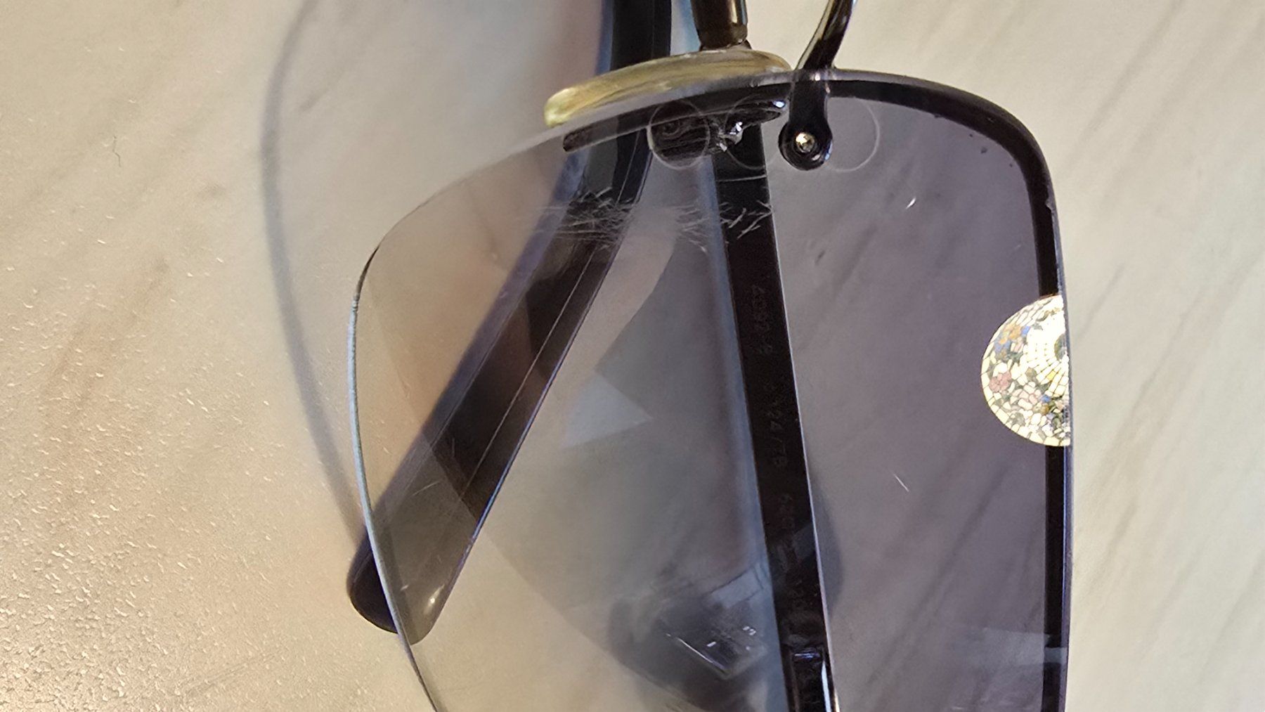 Chanel Lunettes & Verres: Vintage Chanel Sunglasses Rimless with Case – D'occasion à Châtel-sur-Montsalvens par Mirsonuta 5