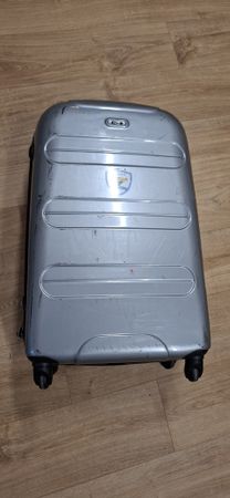 Reisekoffer mit 4 Rollen