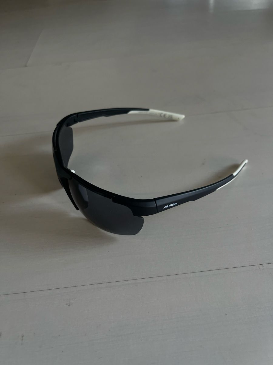 Alpina Occhiali & Lenti: Alpina Sonnenbrille – Nuovo (secondo la descrizione) da moosseedorf venduto da andrina.salis