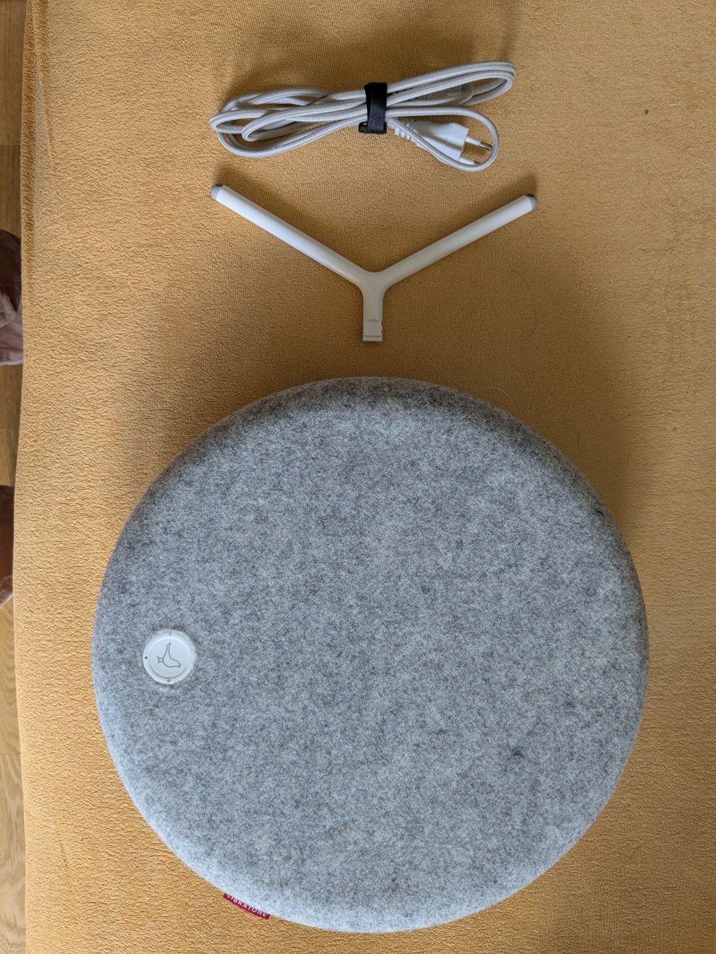Libratone Lautsprecher: Libratone Loop Lautsprecher 1. Generation – Gebraucht aus Lausanne von Urbem 1