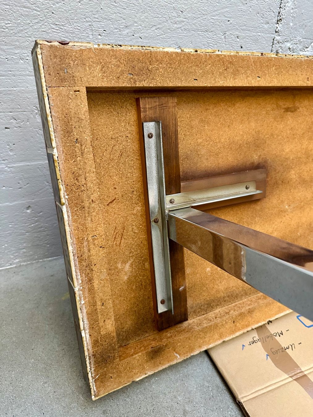 Tavoli: VINTAGE COUCHTISCH AB 1.-!!! – Usato da Zürich venduto da NIKI777 7