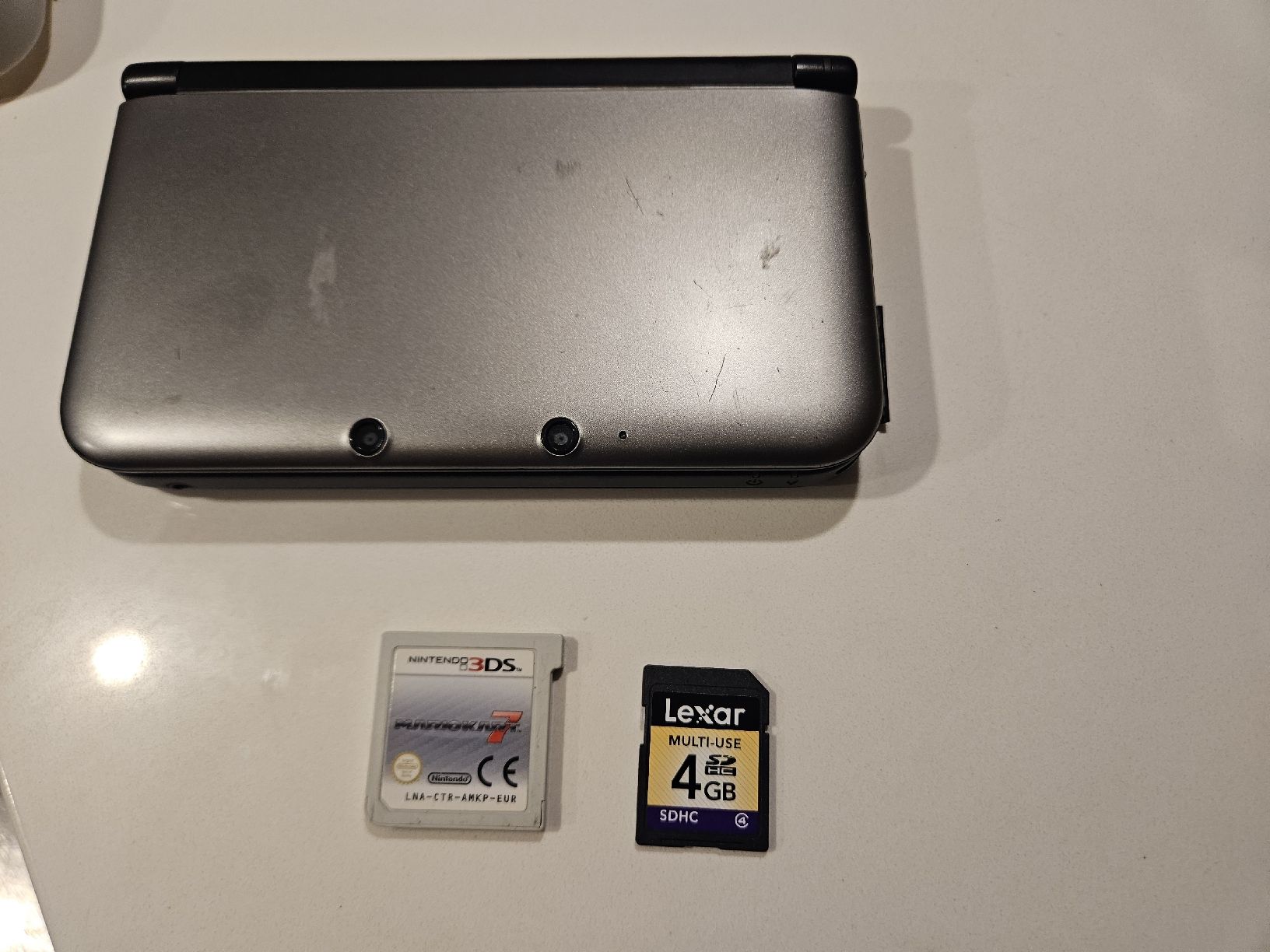 Nintendo Console: Nintendo 3DS XL – Usato da Thun venduto da Silverchair41 8