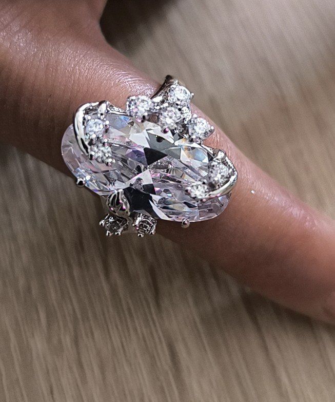 Ringe: Ring Zirkonia mit Strass 17.5mm / 55 – Neu und originalverpackt aus Münchenbuchsee von Daniel0133