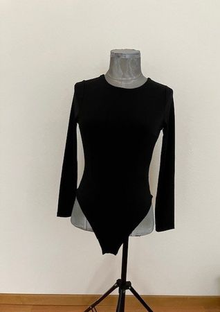 Body noir manches longues dos nu noué, Ginatricot T M
