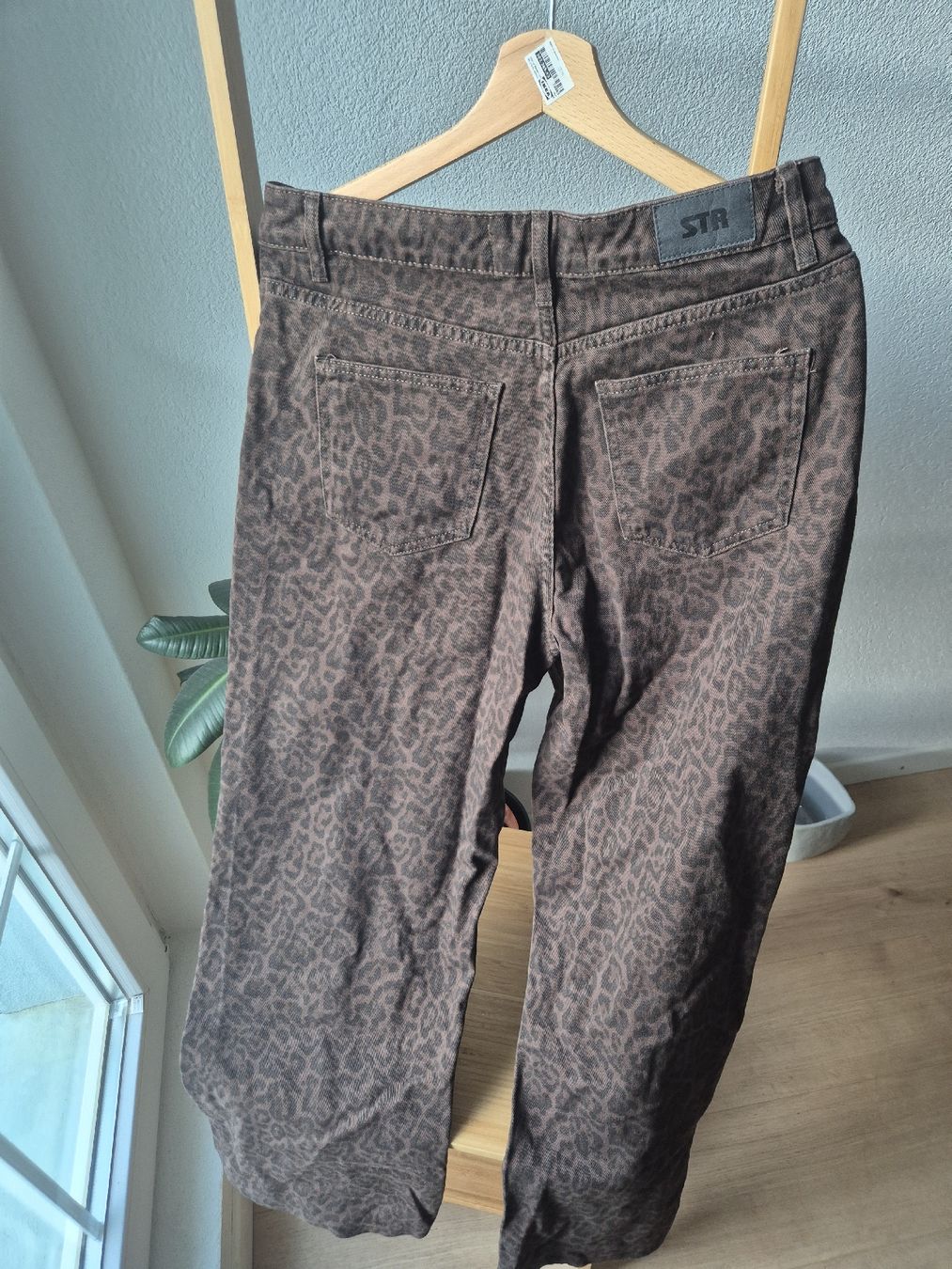 Jeans: Stradivarius Leo Baggy Jeans Grösse 38 – Nuovo (secondo la descrizione) da Belp venduto da manii__ 2
