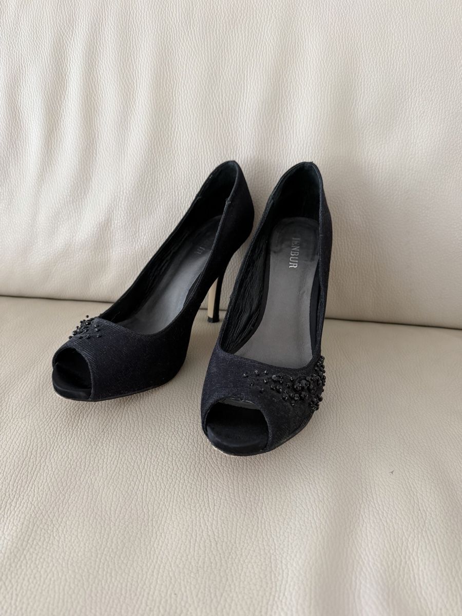Scarpe da donna: Menbur Pumps Gr. 39 – Usato da Wichtrach venduto da Adriana222 2