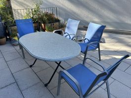 Tisch- und Stuhlset